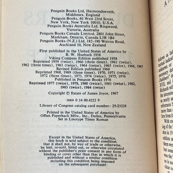 James Joyce Dubliners softcover - vintage 1984 reprint of original 1916 book - Picture 8 of 14